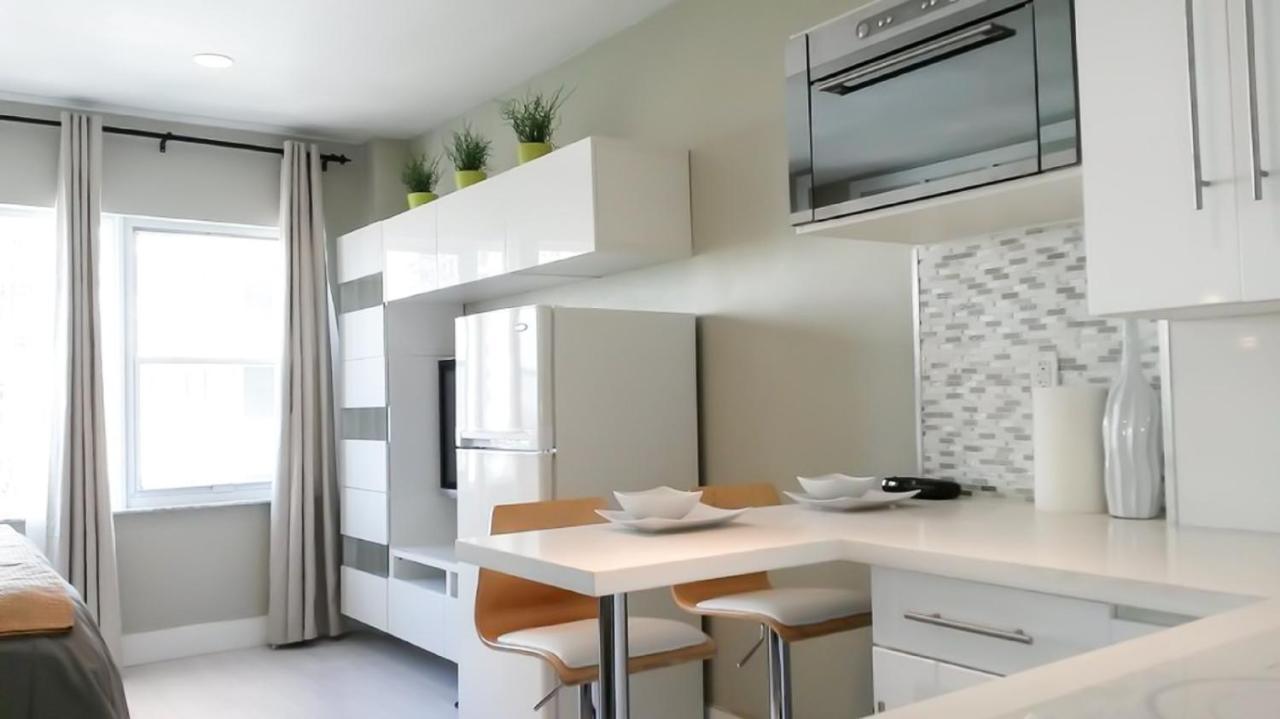 מיאמי ביץ' Beachfront Studios Casablanca Rentals מראה חיצוני תמונה
